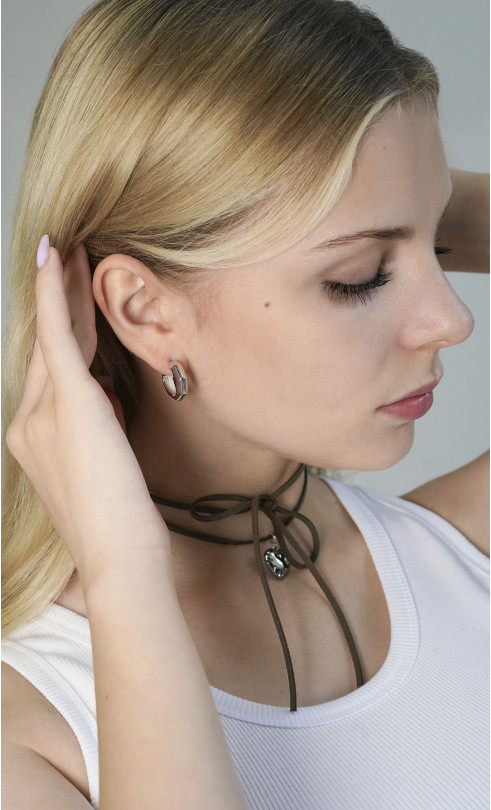 Моносерьга AXIOM